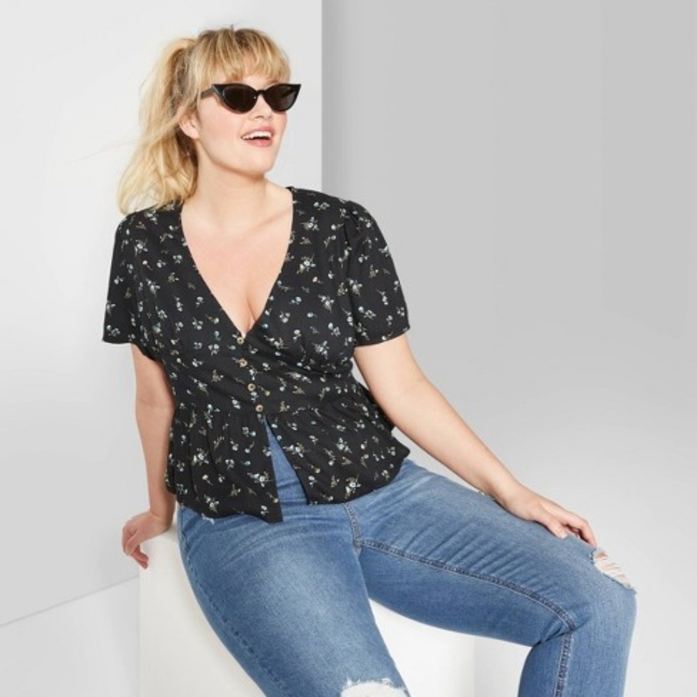 Floral Print Short Sleeve V-Neck Button Peplum